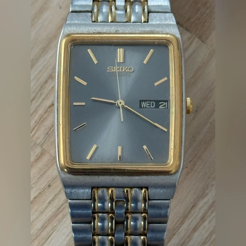Seiko Rare Vintage Tank Watch Rectangular Gray Dial Two-Tone Case Bracelet Date